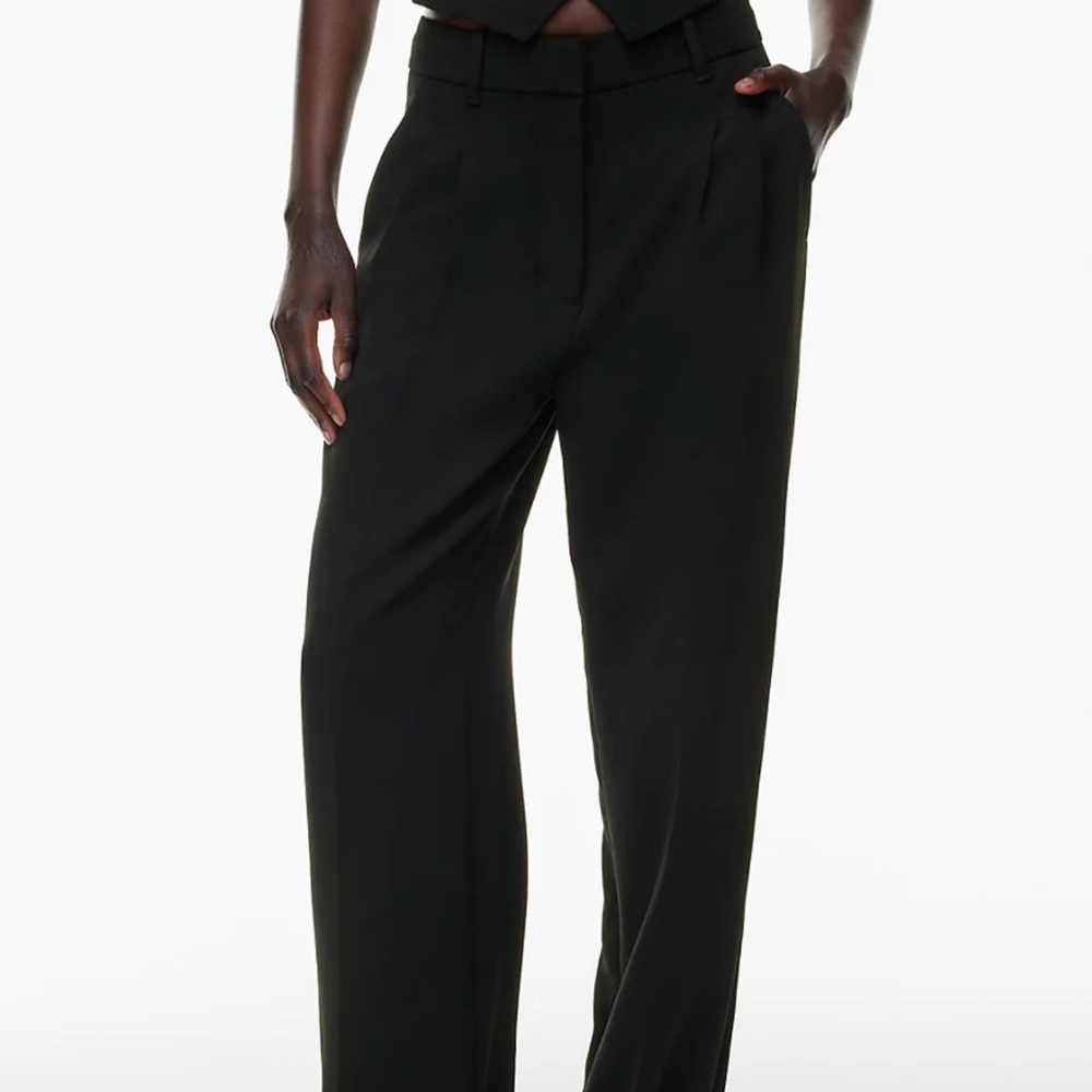Aritzia effortless pants